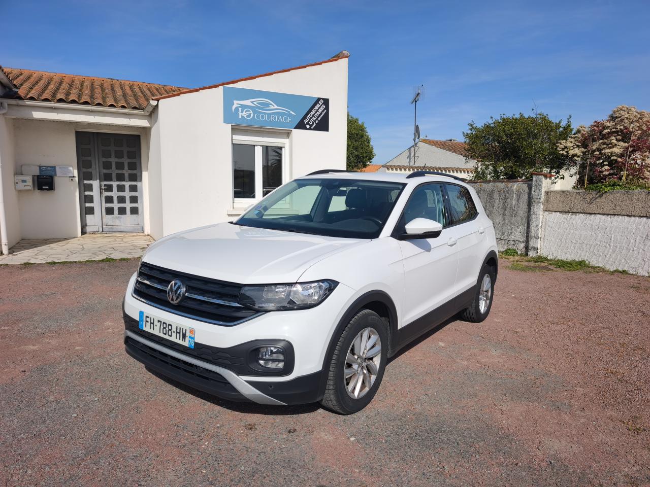 VOLKSWAGEN T-CROSS