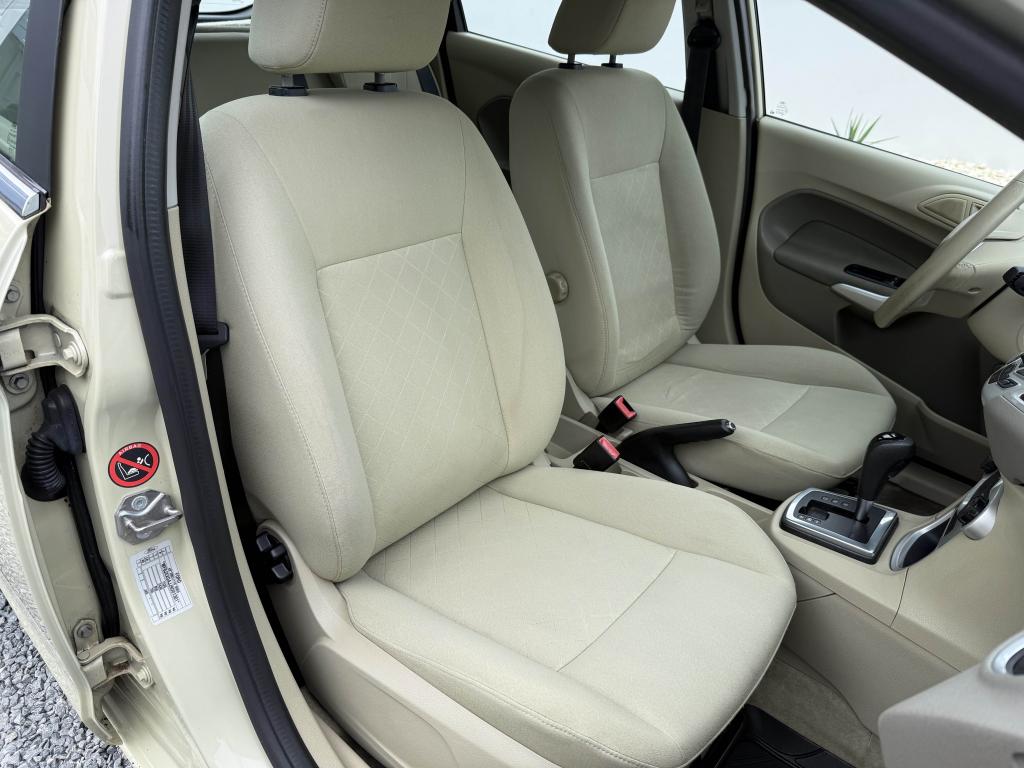 Thumbnail 12