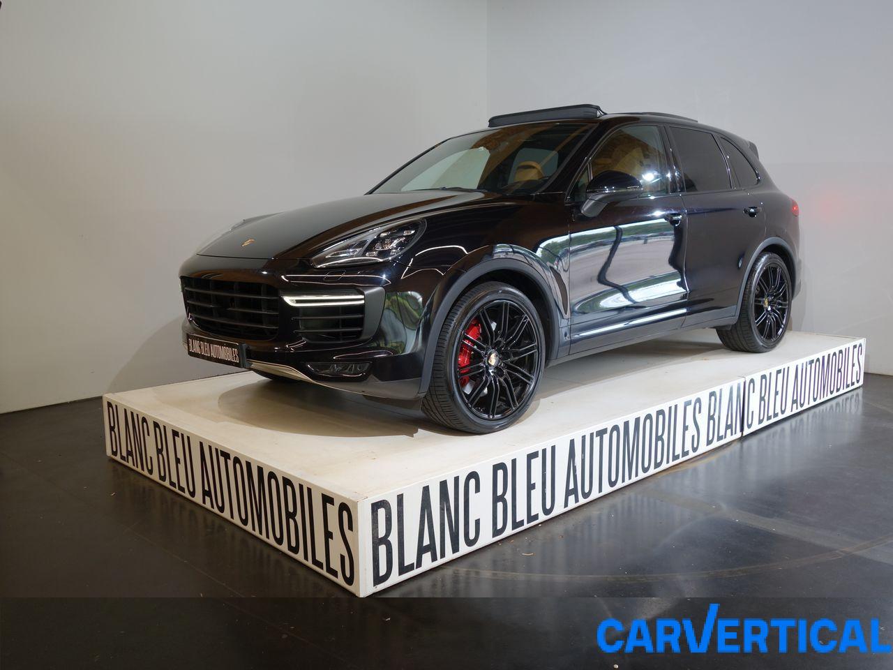 PORSCHE CAYENNE