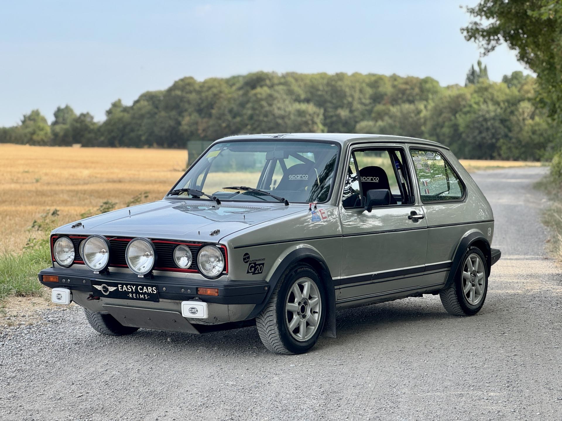VOLKSWAGEN GOLF