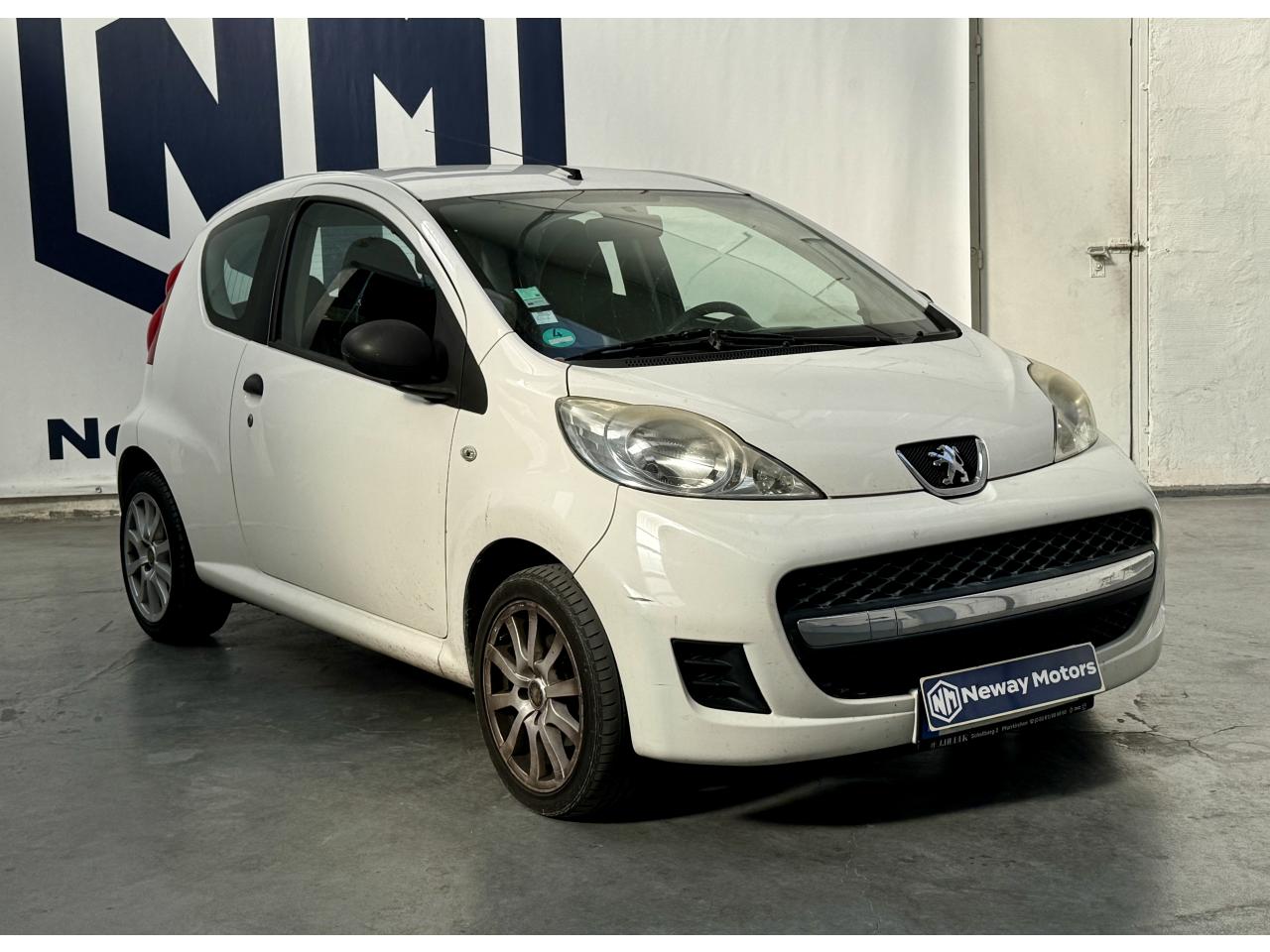 PEUGEOT 107