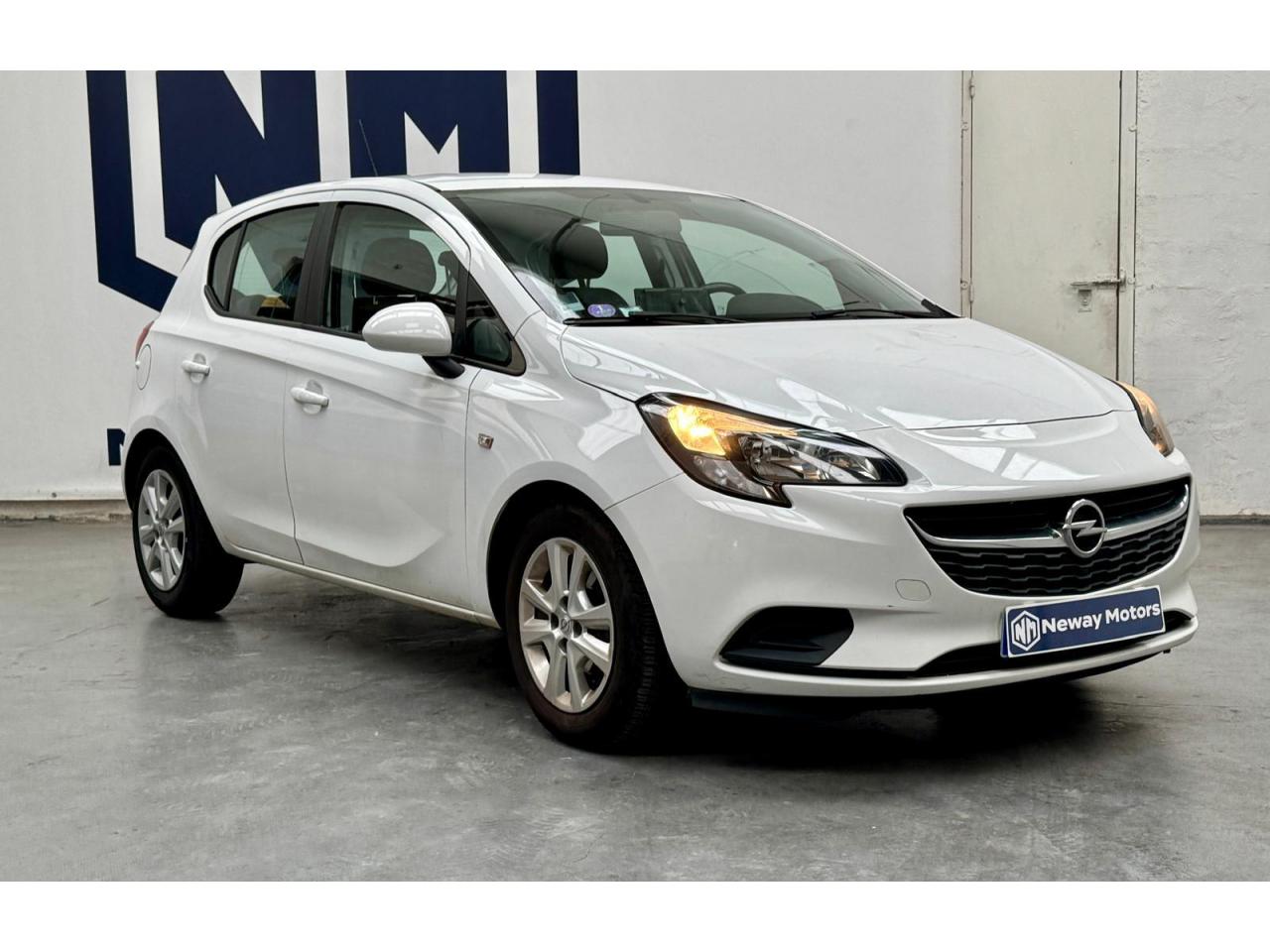 OPEL CORSA 1.4i - 90 E BERLINE Active
