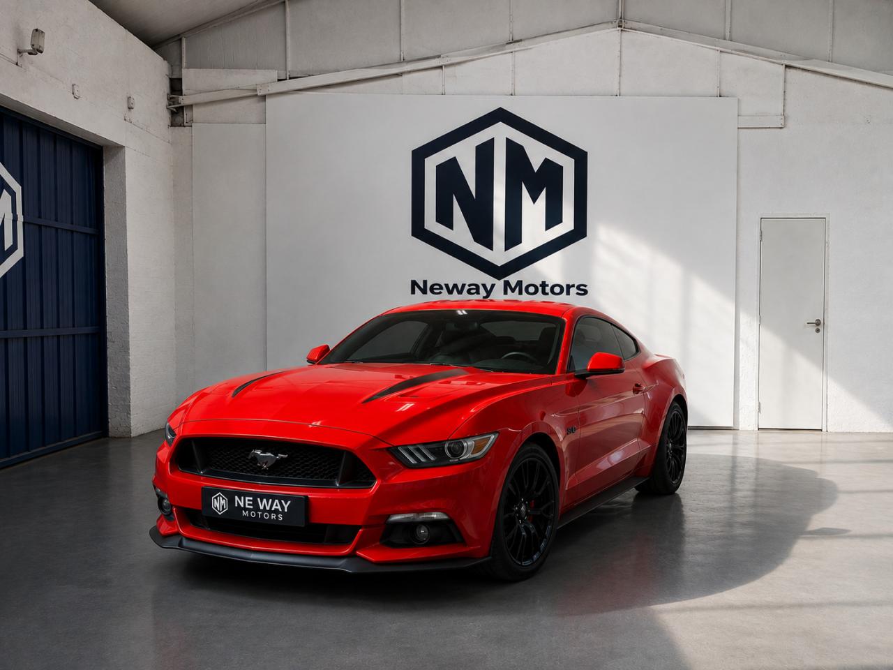 FORD MUSTANG