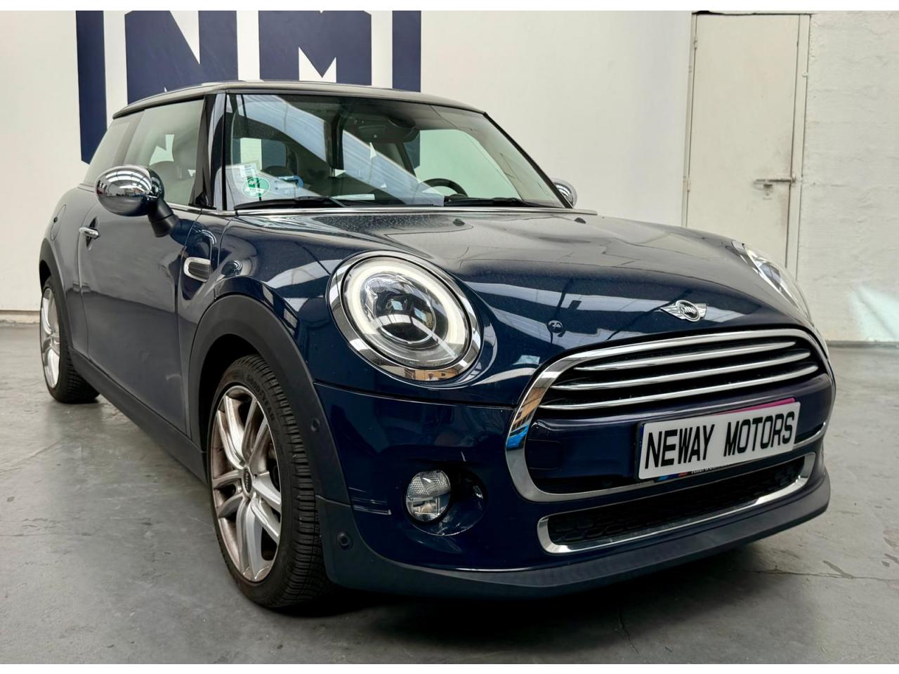 MINI MINI