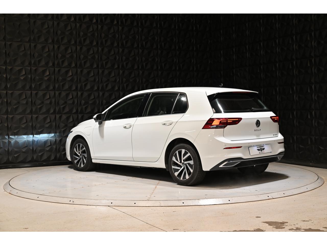 VOLKSWAGEN GOLF 1.4 eHybrid OPF - 204 - BV DSG 6  VIII BERLINE Style 1st PHASE 1 — photo 4
