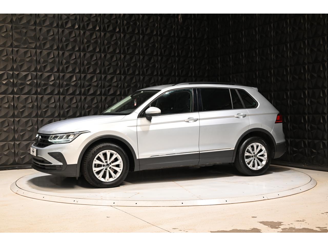 VOLKSWAGEN TIGUAN 2.0 16V TDI BlueMotion - 150 - BV DSG 7 2016 Life Business PHASE 2 — photo 3