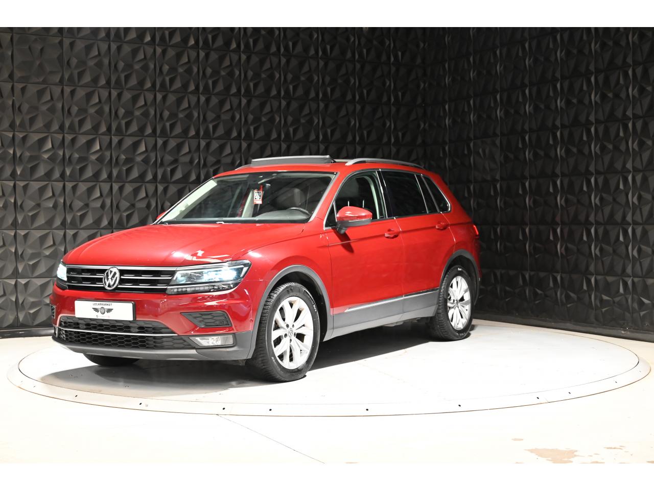 VOLKSWAGEN TIGUAN 2.0 16V TDI BlueMotion - 150 2016 Carat PHASE 1 — photo 2