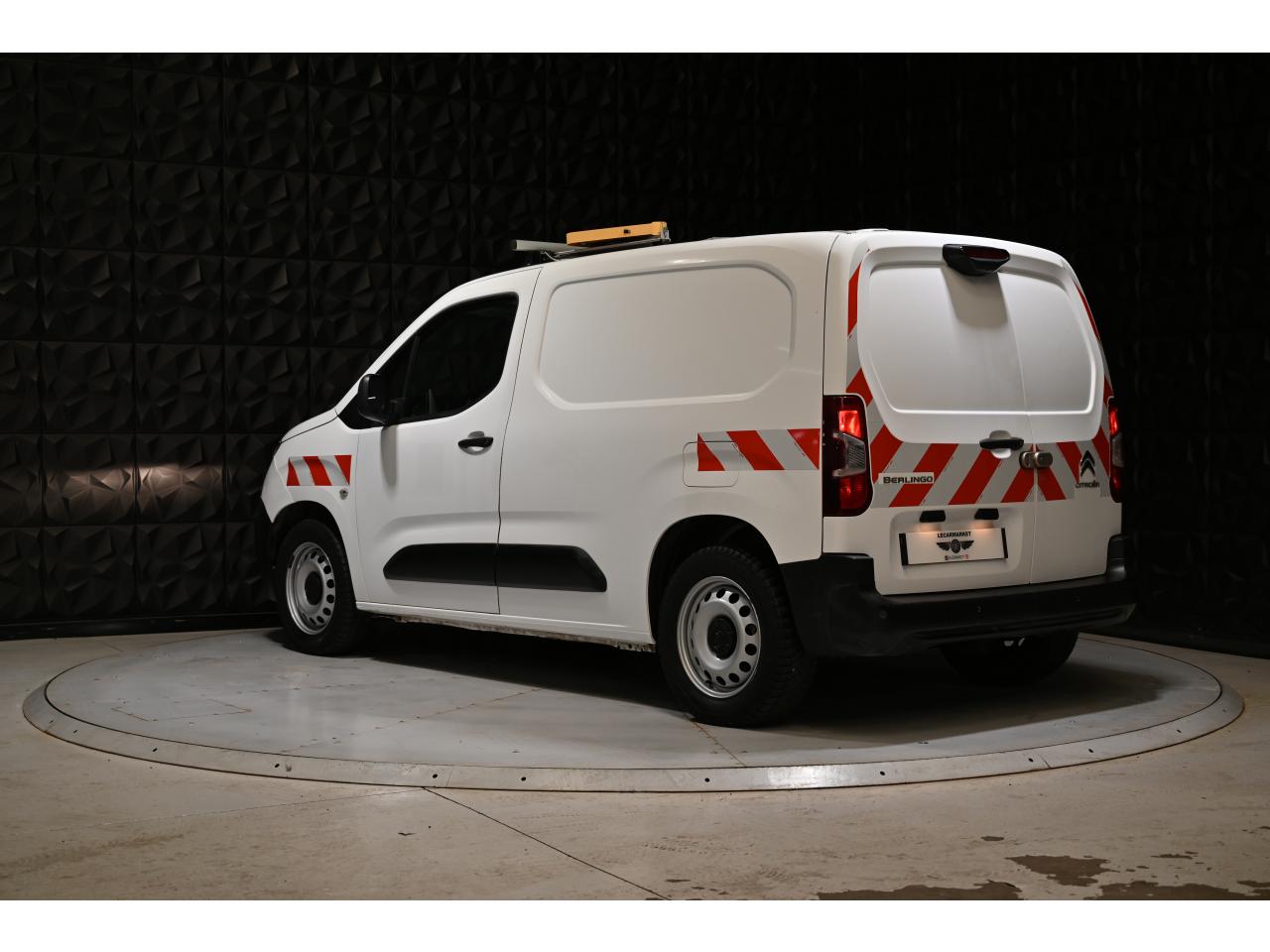 CITROEN BERLINGO 1.2 PURETECH S&S - 100 III FOURGON Fourgon M Worker 1000 kg PHASE 1 — photo 4