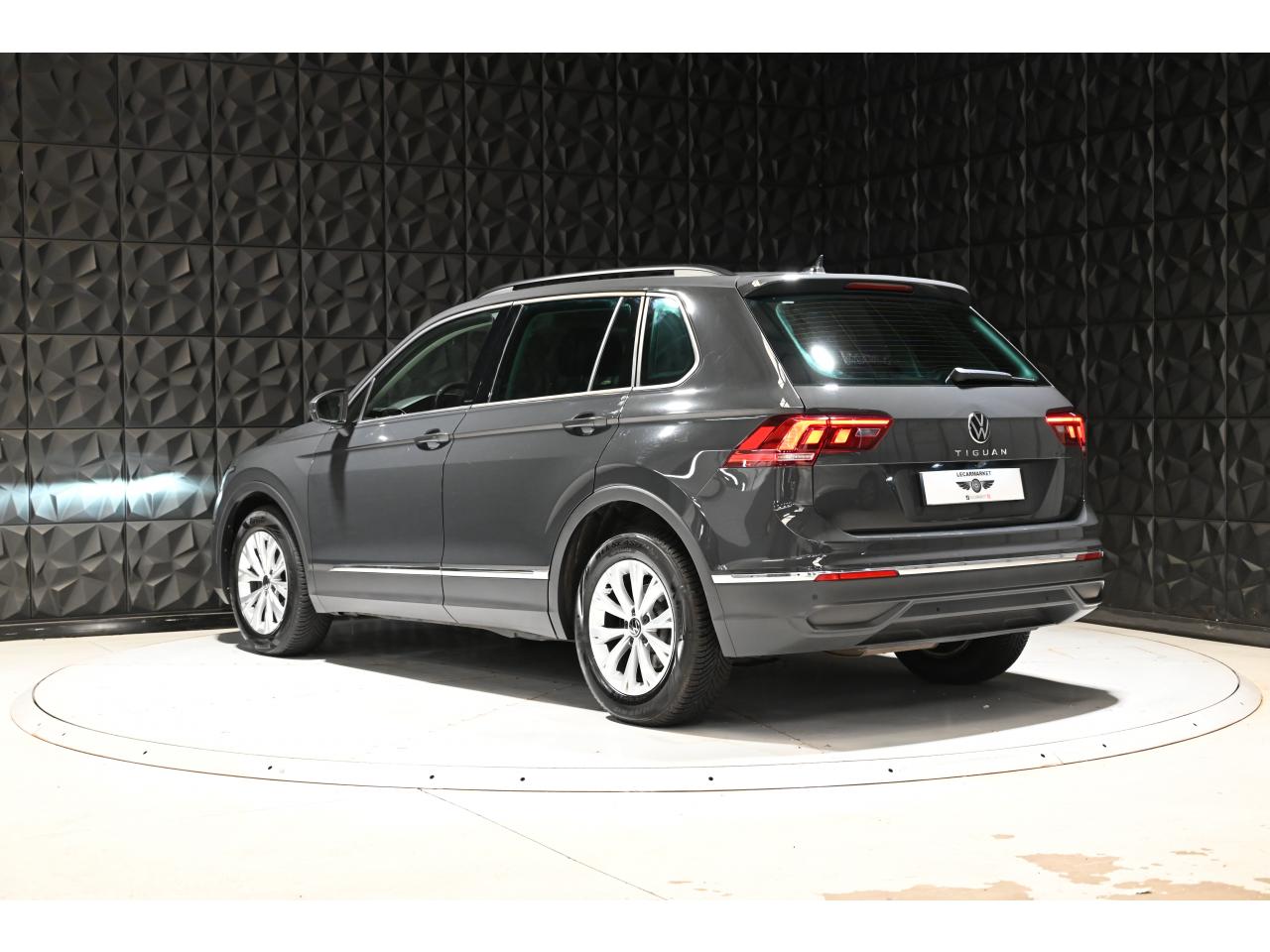 VOLKSWAGEN TIGUAN 2.0 16V TDI BlueMotion - 150 - BV DSG 7 2016 Life Plus PHASE 2 — photo 4
