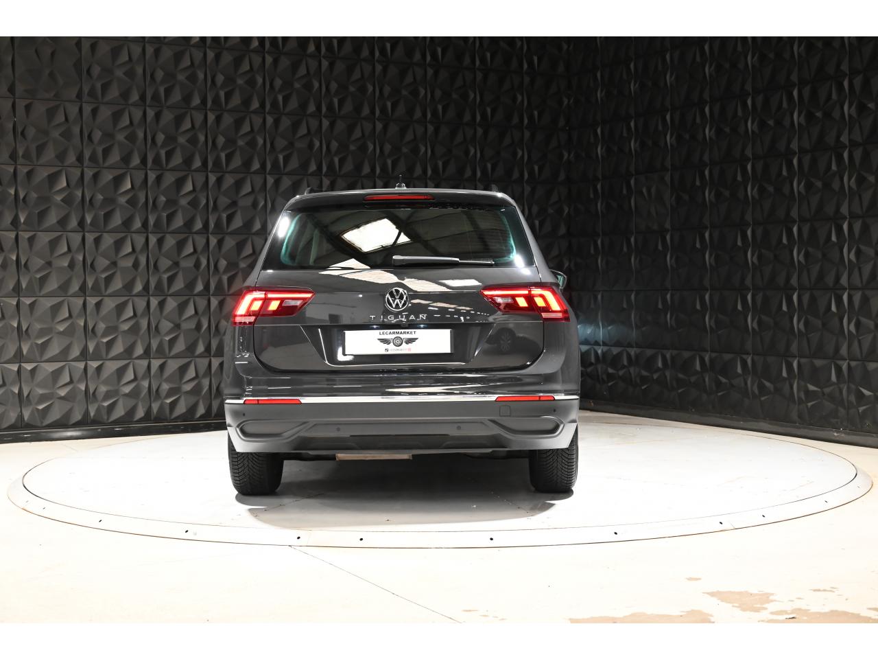 VOLKSWAGEN TIGUAN 2.0 16V TDI BlueMotion - 150 - BV DSG 7 2016 Life Plus PHASE 2 — photo 5