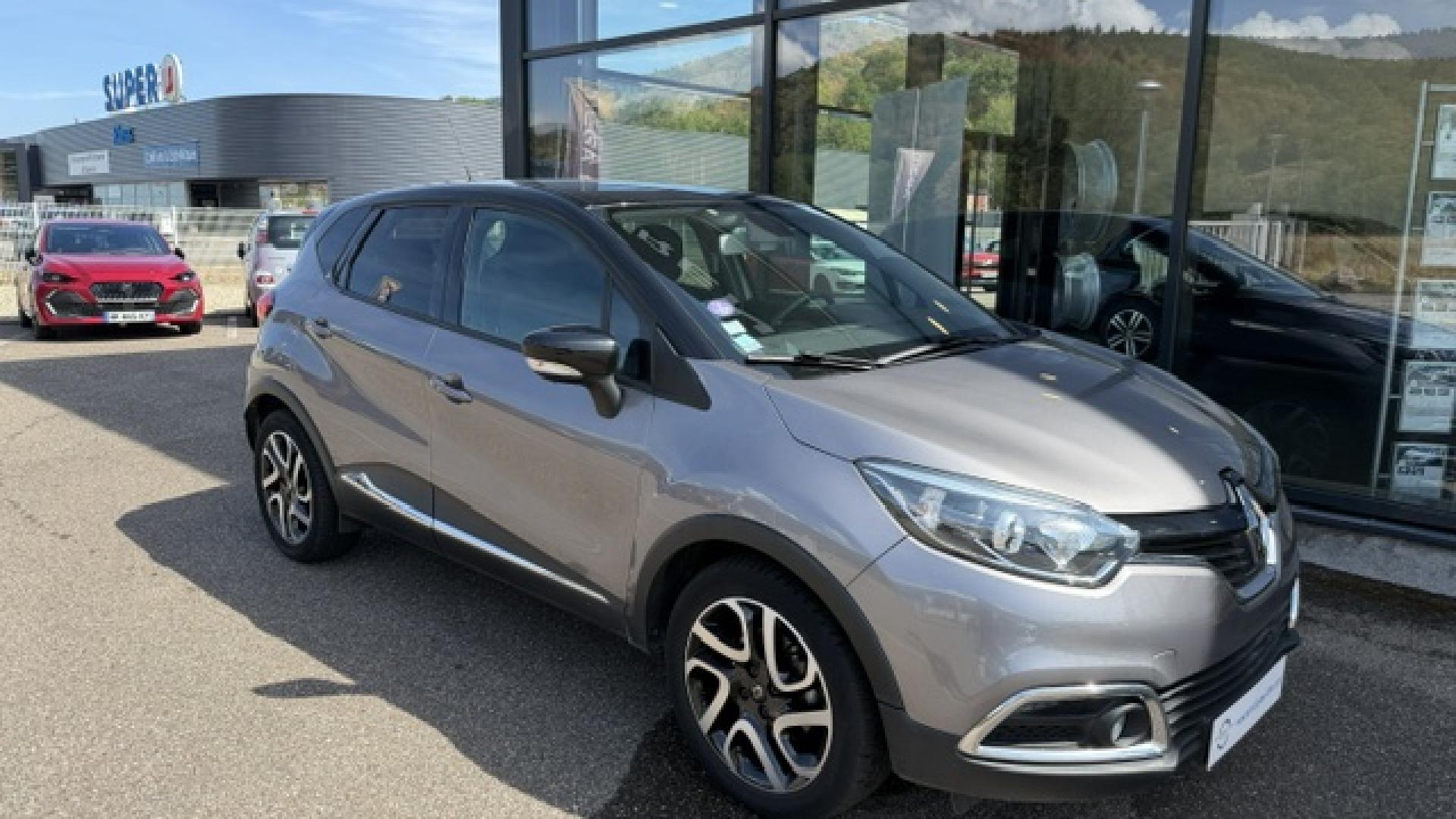 RENAULT CAPTUR