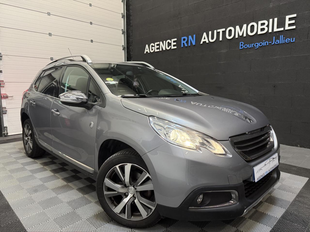 PEUGEOT 2008
