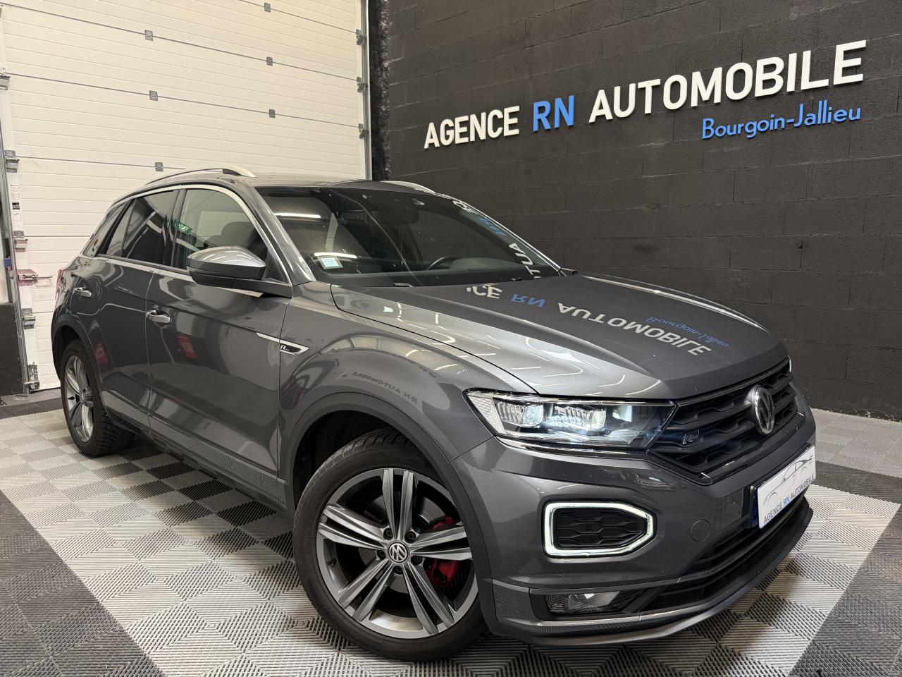 VOLKSWAGEN T-ROC
