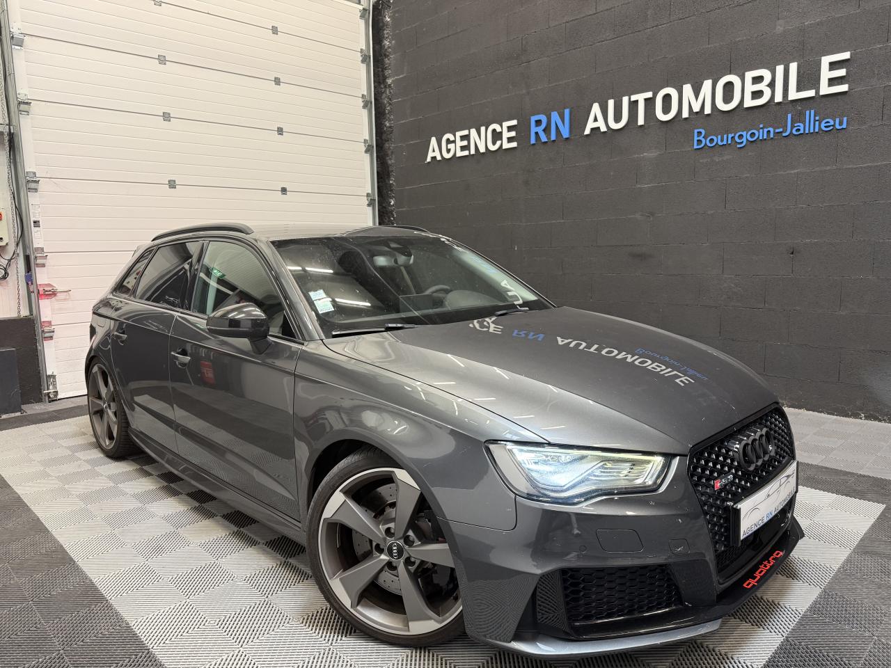 AUDI RS3
