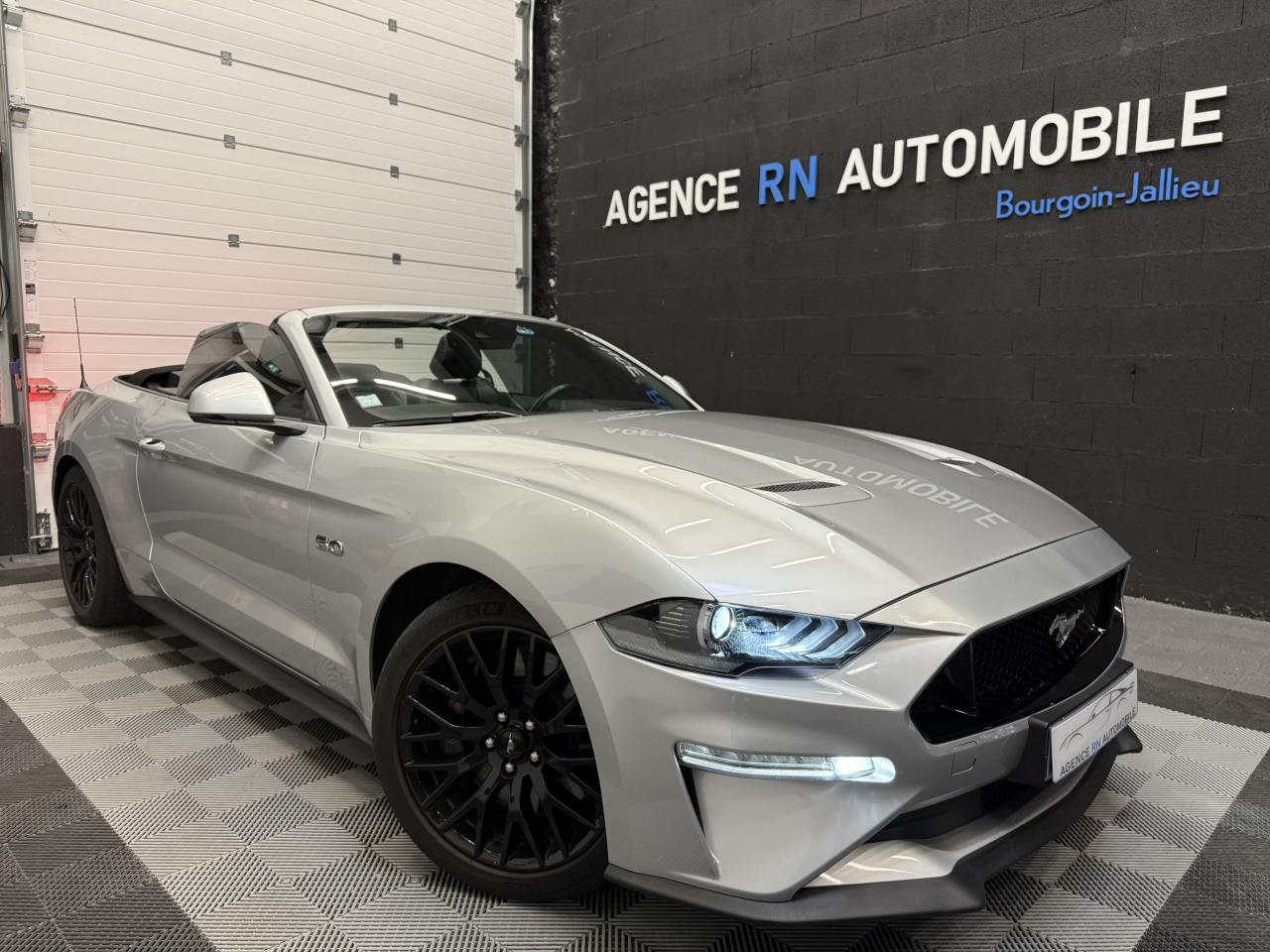 FORD MUSTANG