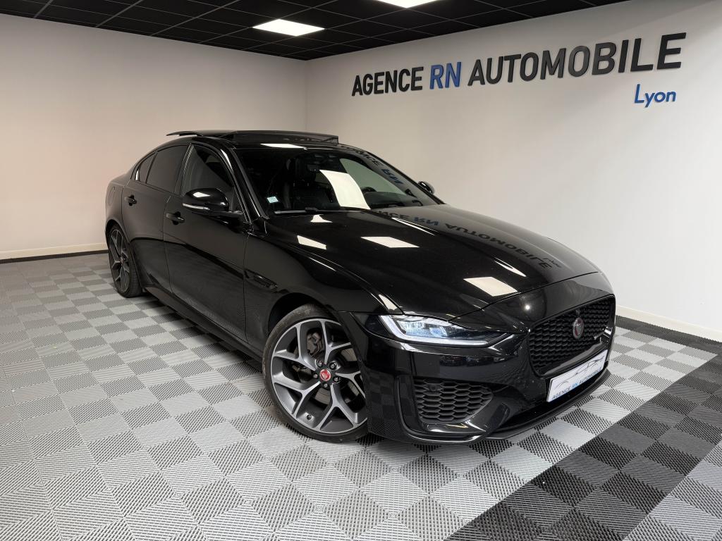 JAGUAR XE P300 R-Dynamic HSE BVA8 AWD