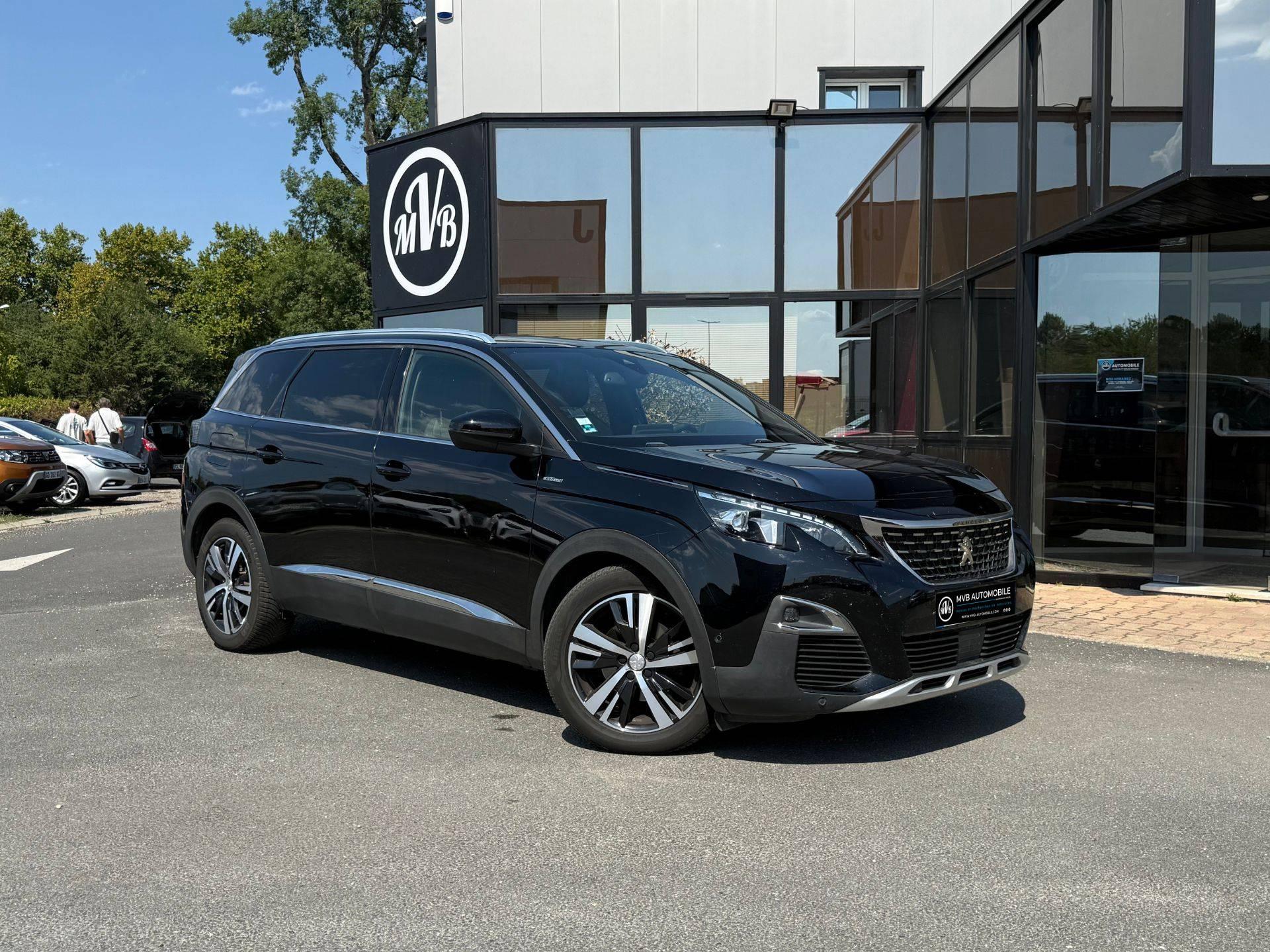 PEUGEOT 5008