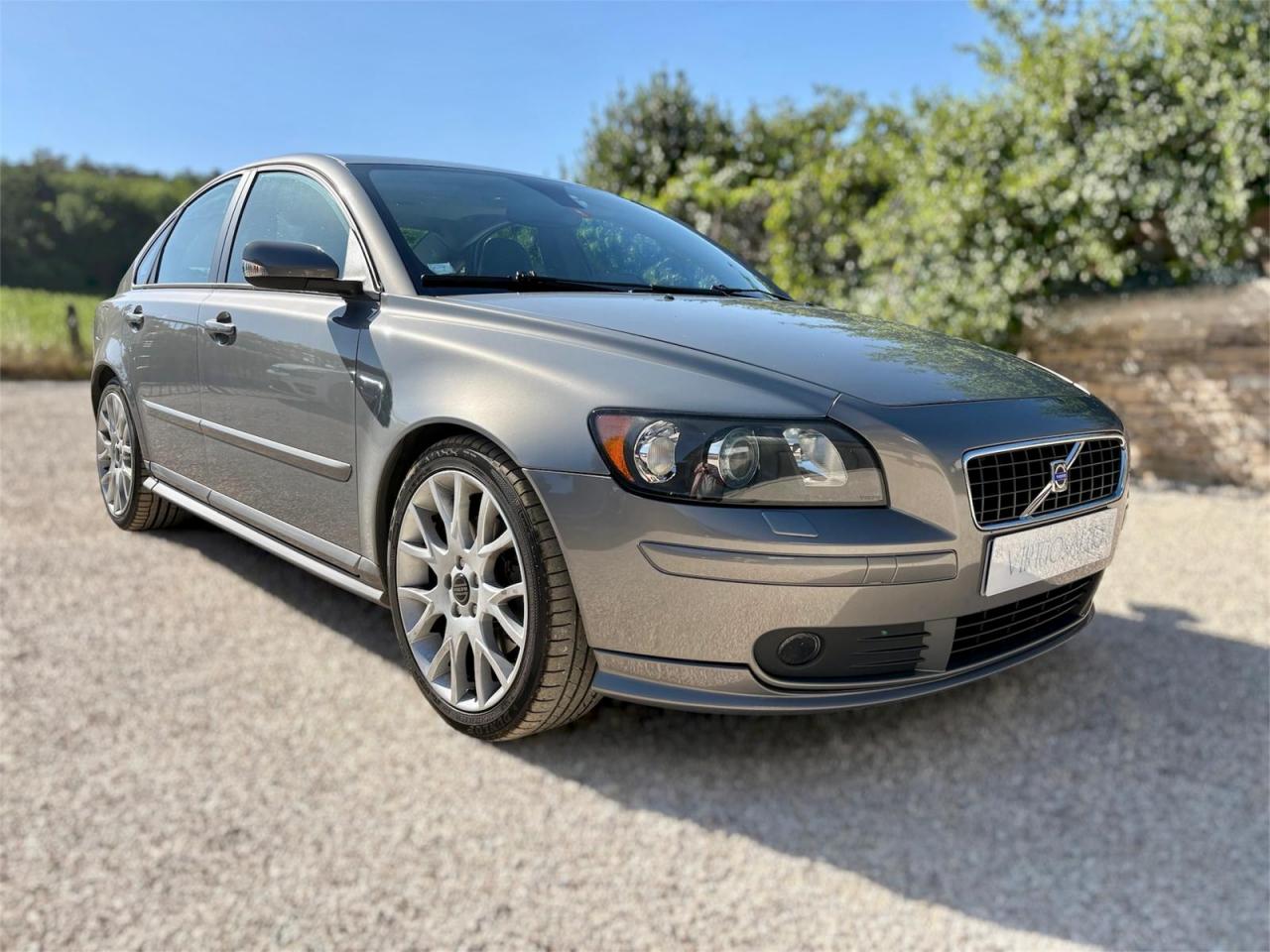 VOLVO S40