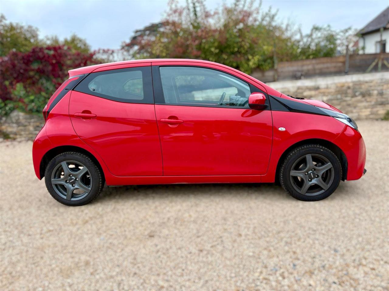 Thumbnail 9