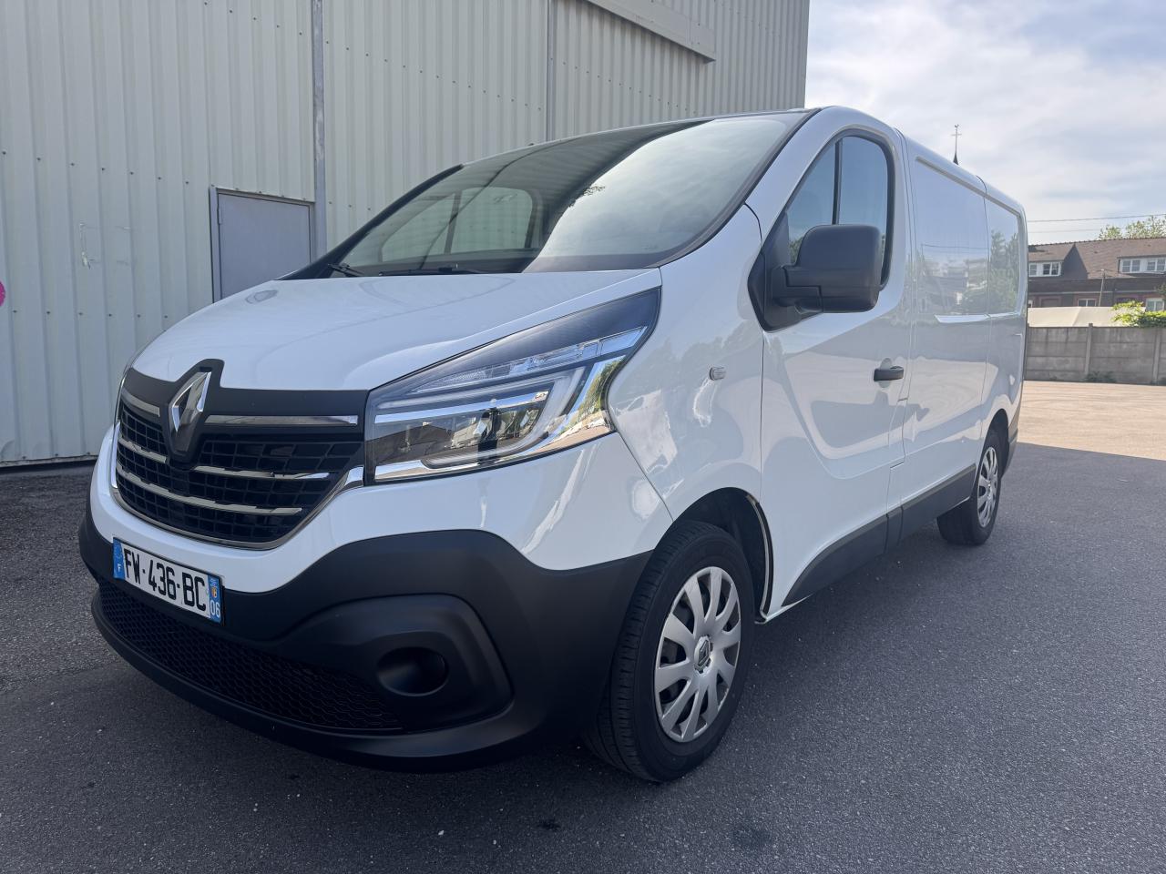 RENAULT TRAFIC