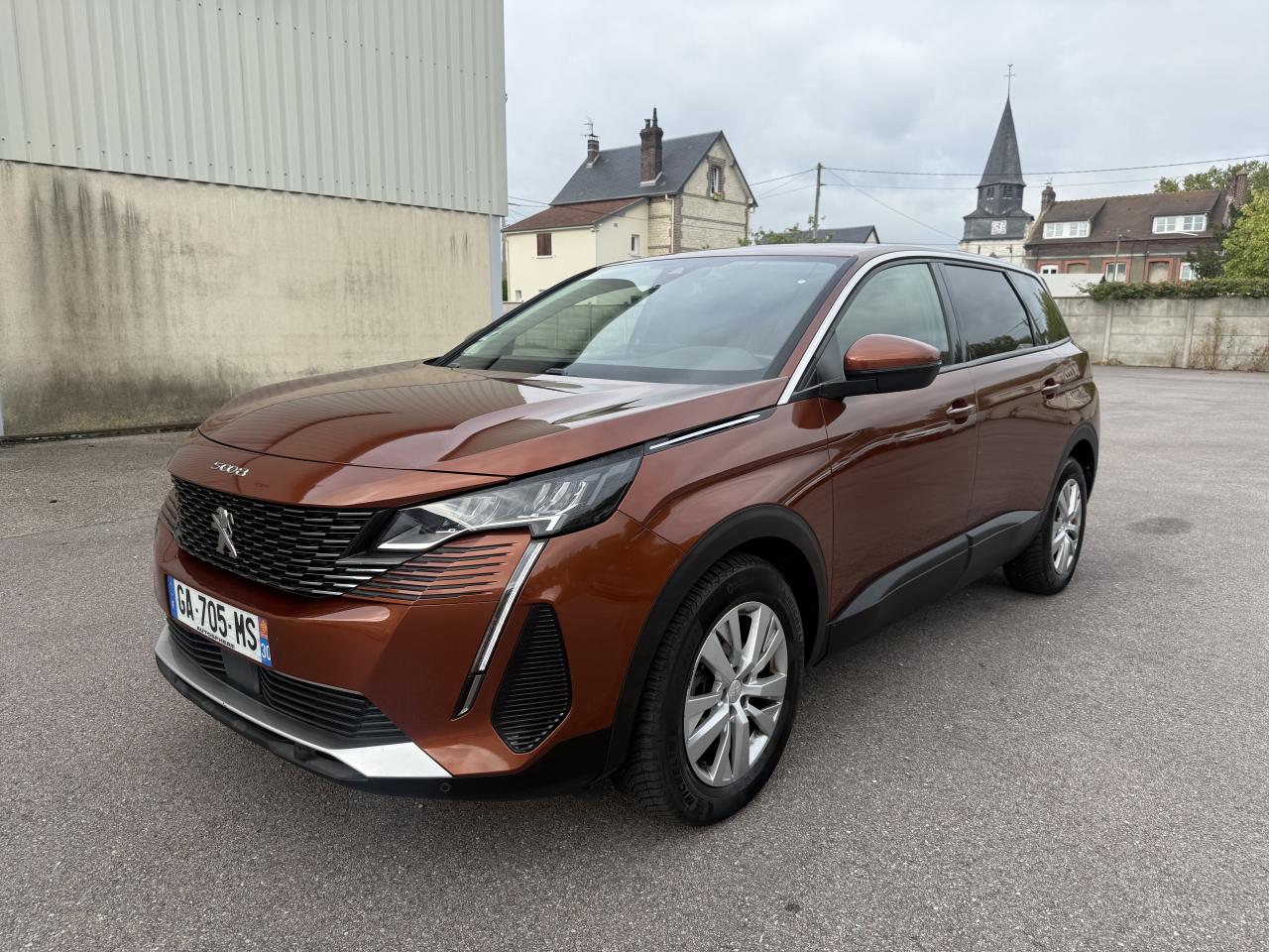 PEUGEOT 5008