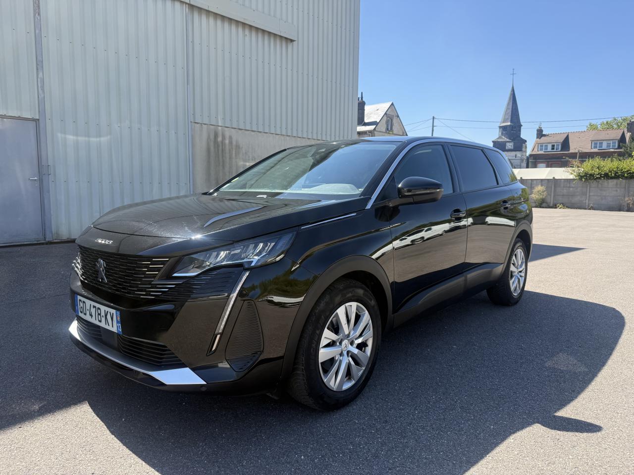 PEUGEOT 5008