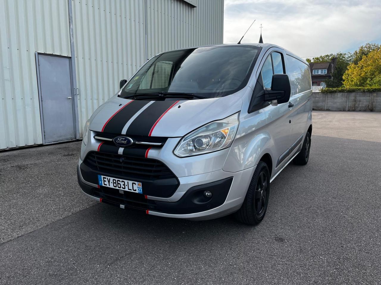 FORD TRANSIT CUSTOM/TOURNEO CUSTOM Transit Custom 2.2 TDCi - 125 TRANSIT CUSTOM FOURGON Fourgon 270 L1H1 Trend PHASE 1