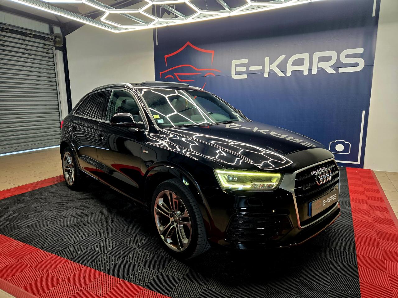 AUDI Q3