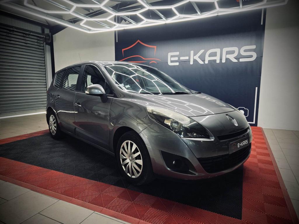 RENAULT SCENIC