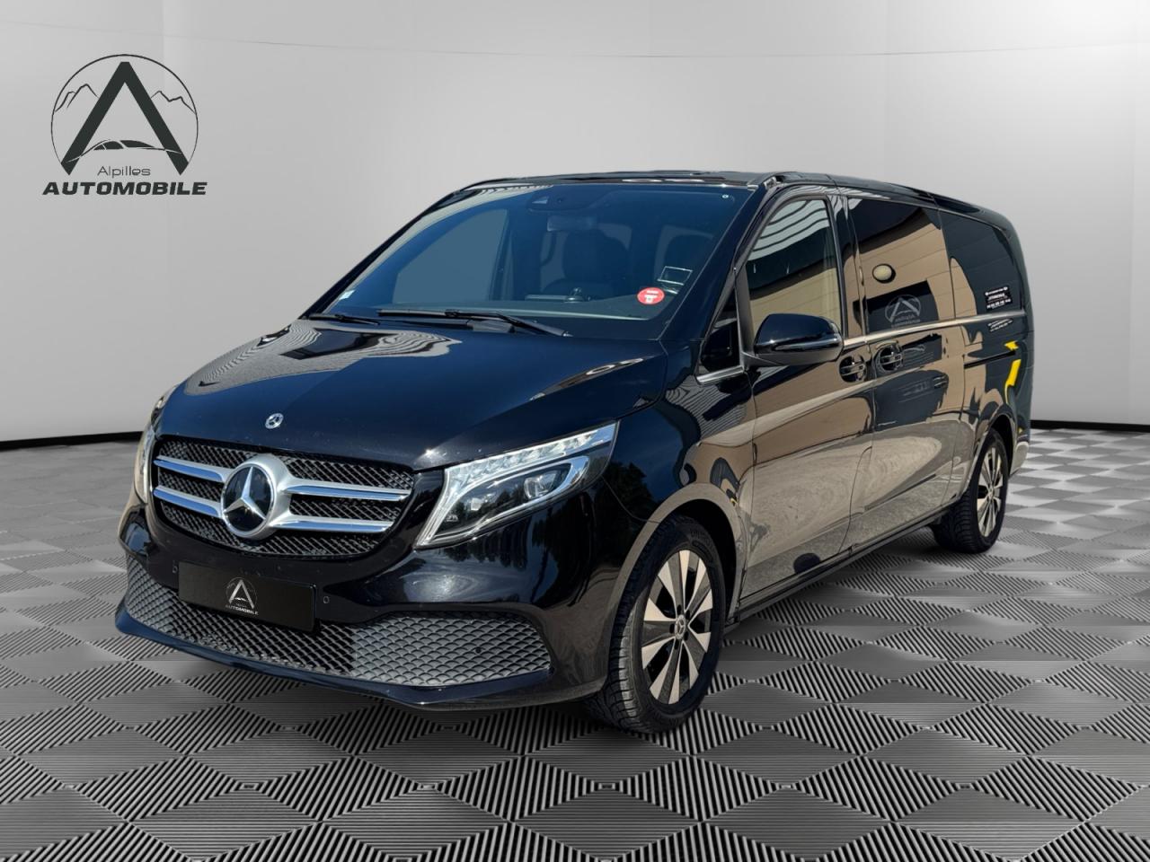 MERCEDES CLASSE V Extra Long 250 d - BVA 9G-Tronic / PORTES ELECTRIQUES / SIEGES CHAUFFANTS / TVA RECUPERABLE