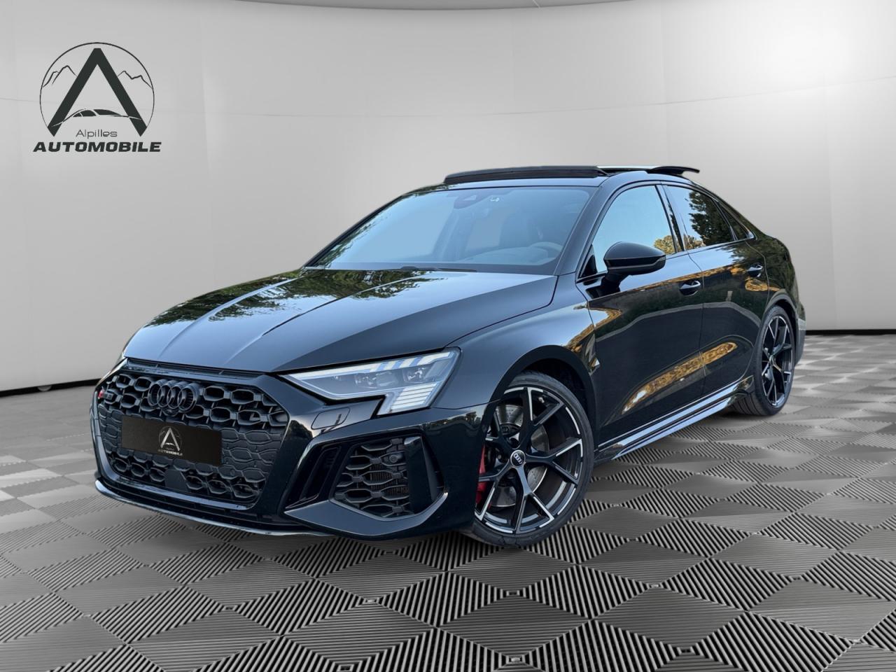 AUDI RS3 Berline Quattro 2.5 TFSI 400 S-tronic / SUIVI AUDI / TO / BO / TETE HAUTE / SIEGES RS / VMAX