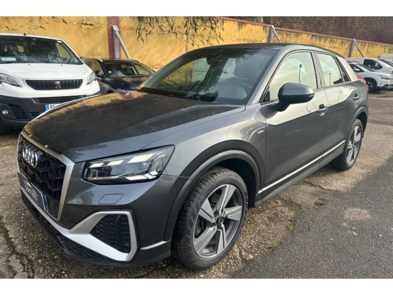 AUDI Q2