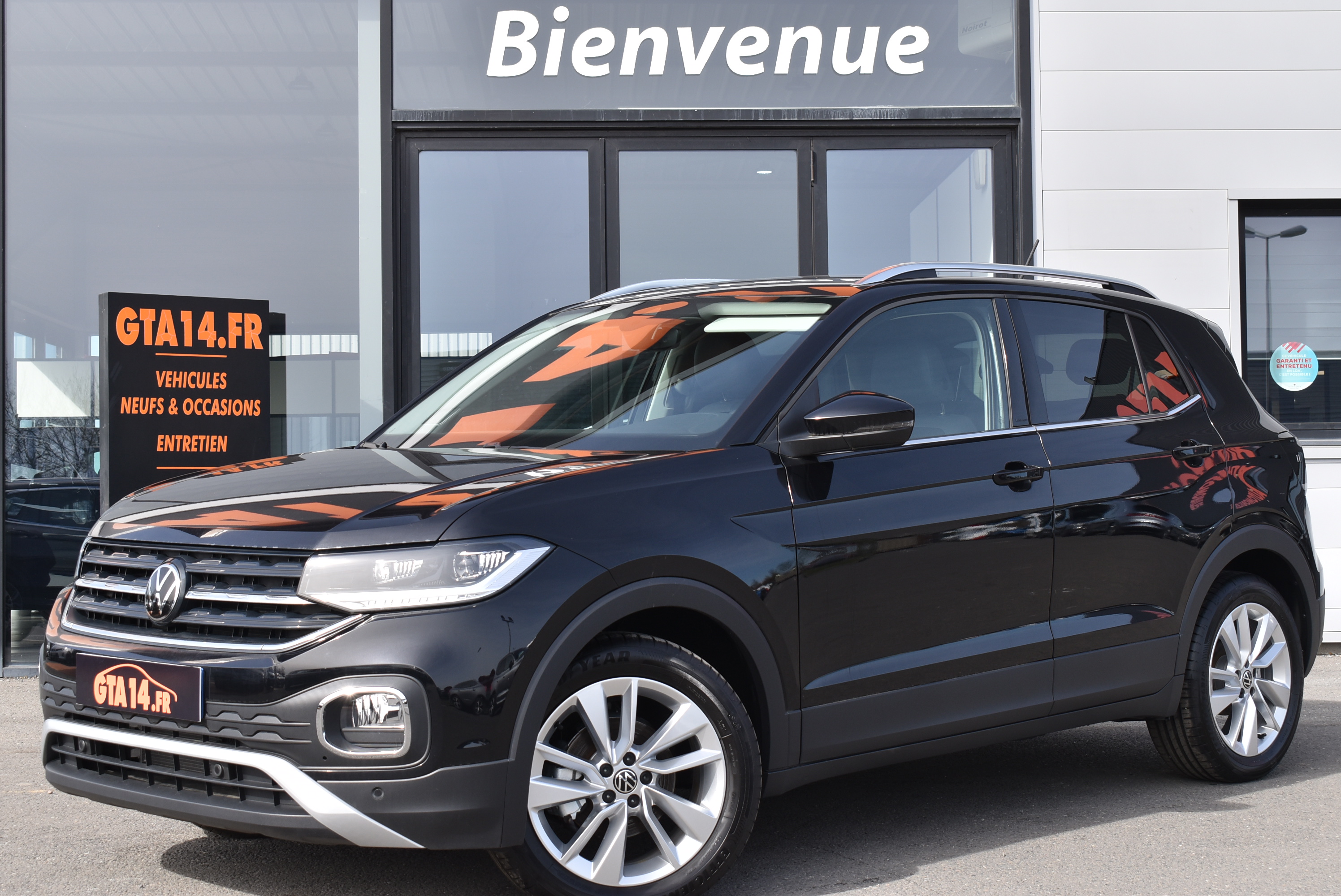 VOLKSWAGEN T-CROSS