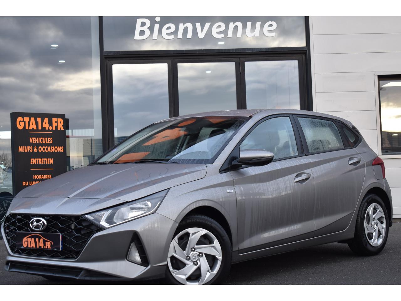 HYUNDAI I20