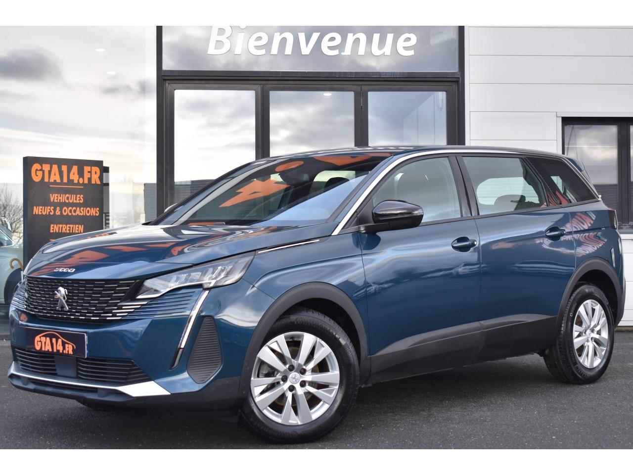 PEUGEOT 5008