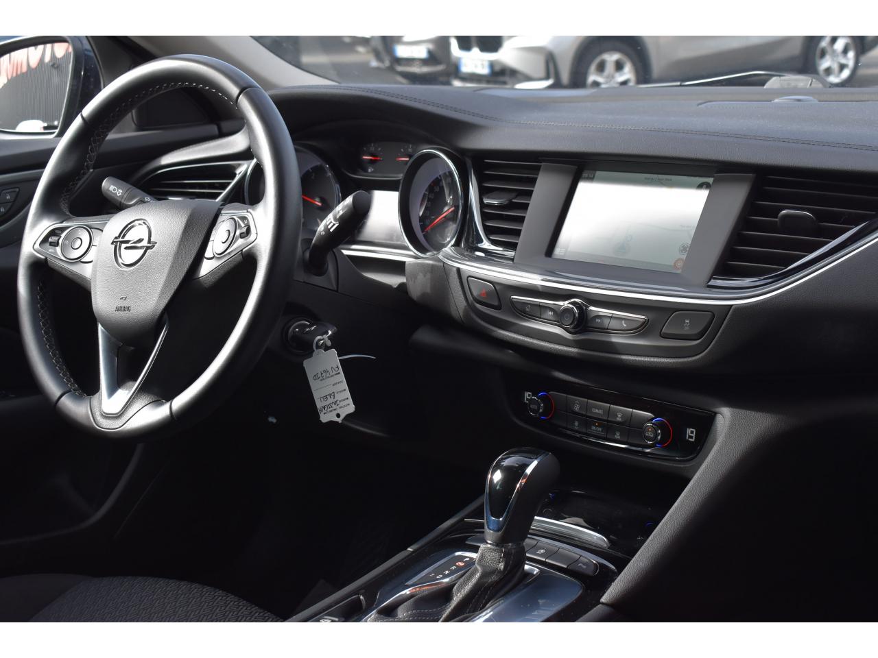 OPEL INSIGNA Insignia Sports Tourer 1.6 CDTI - 136 - BVA INSIGNIA SPORTS TOURER 2017 BREAK Elégance Busine