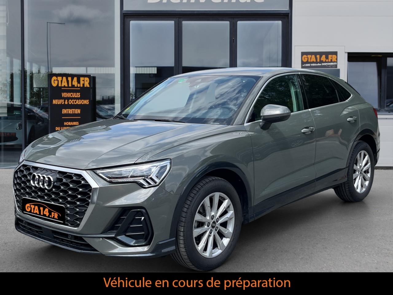 AUDI Q3