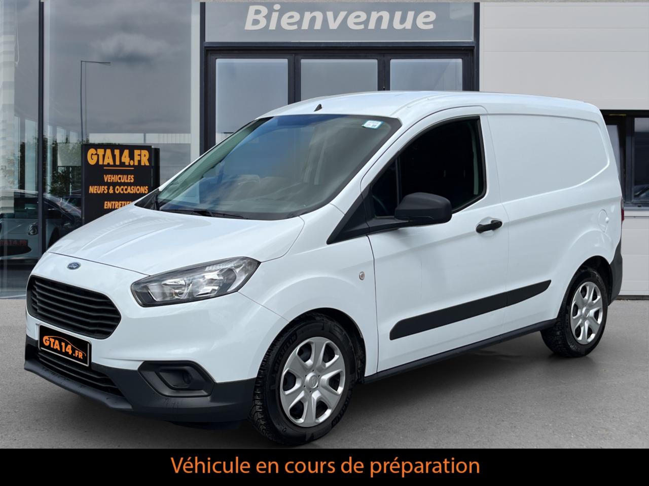 FORD TRANSIT COURIER
