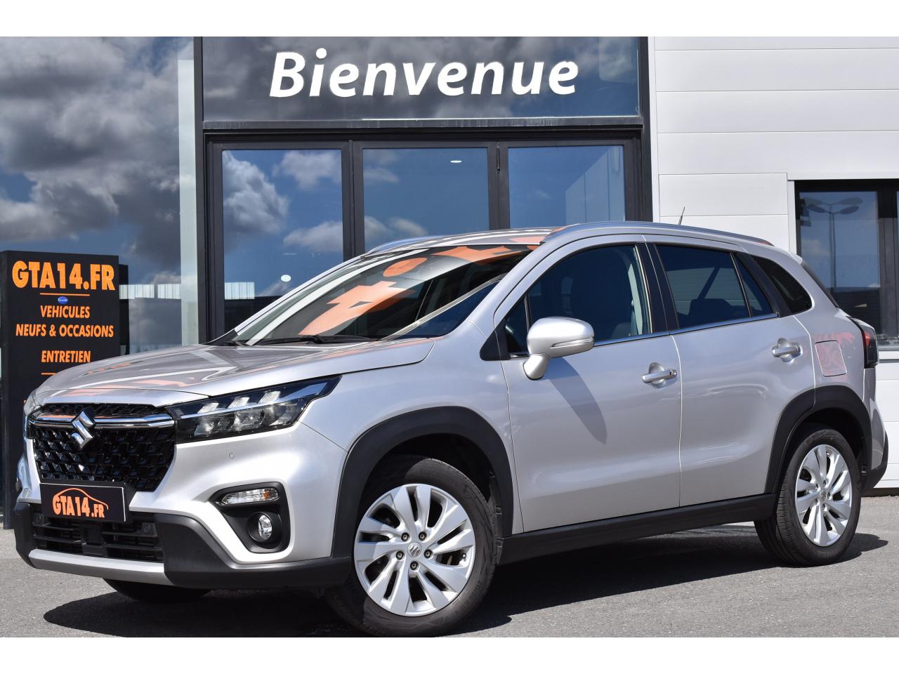 SUZUKI S-CROSS