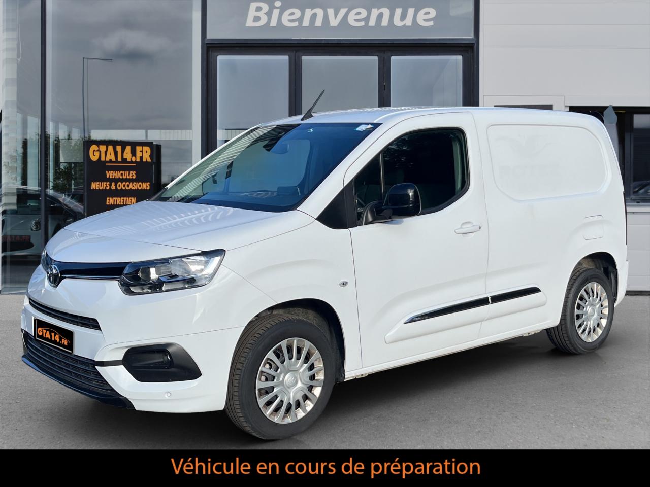 TOYOTA PROACE CITY 1.5 100 D-4D - Start&Stop FOURGON Fourgon Medium Business