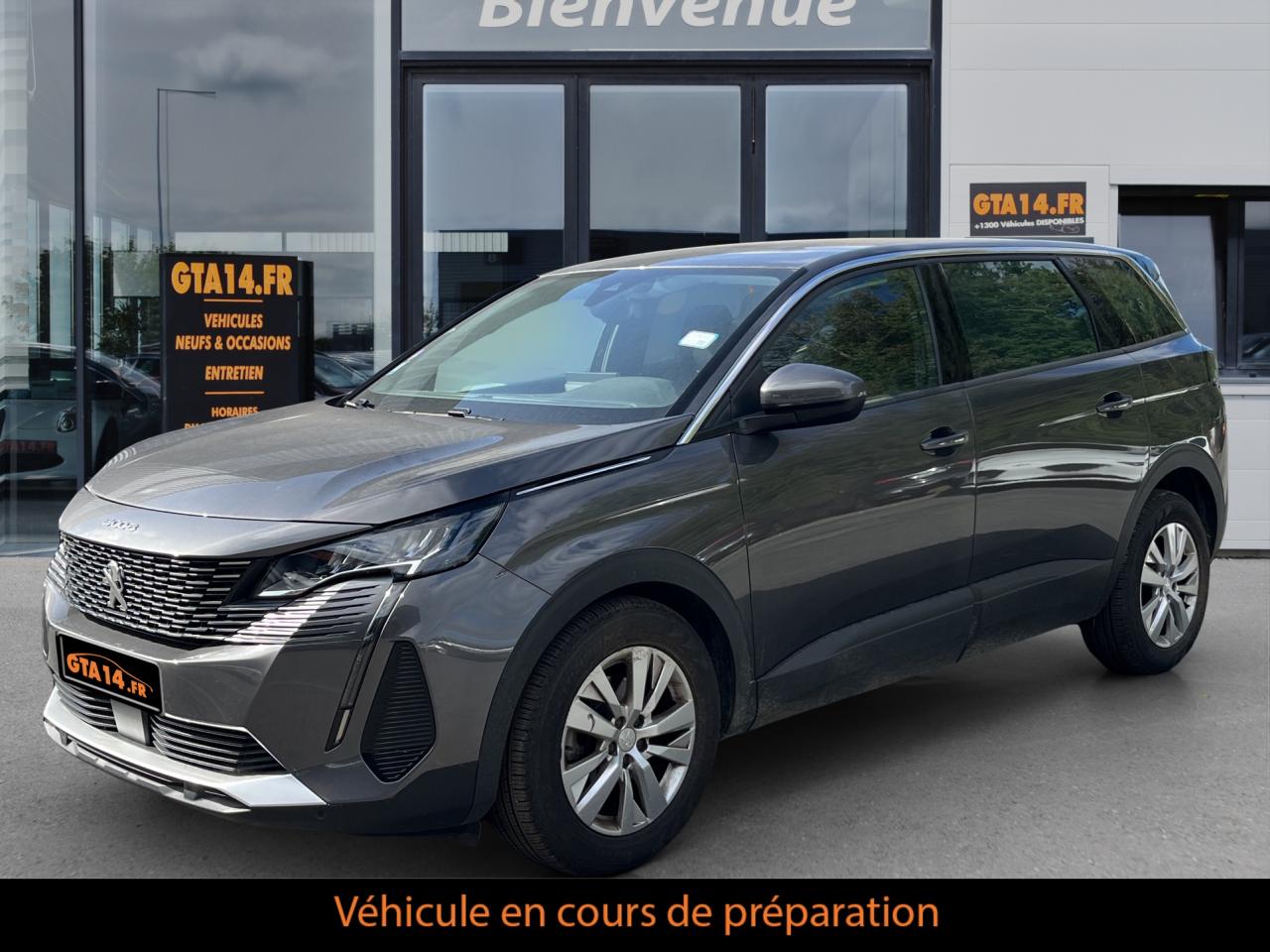 PEUGEOT 5008