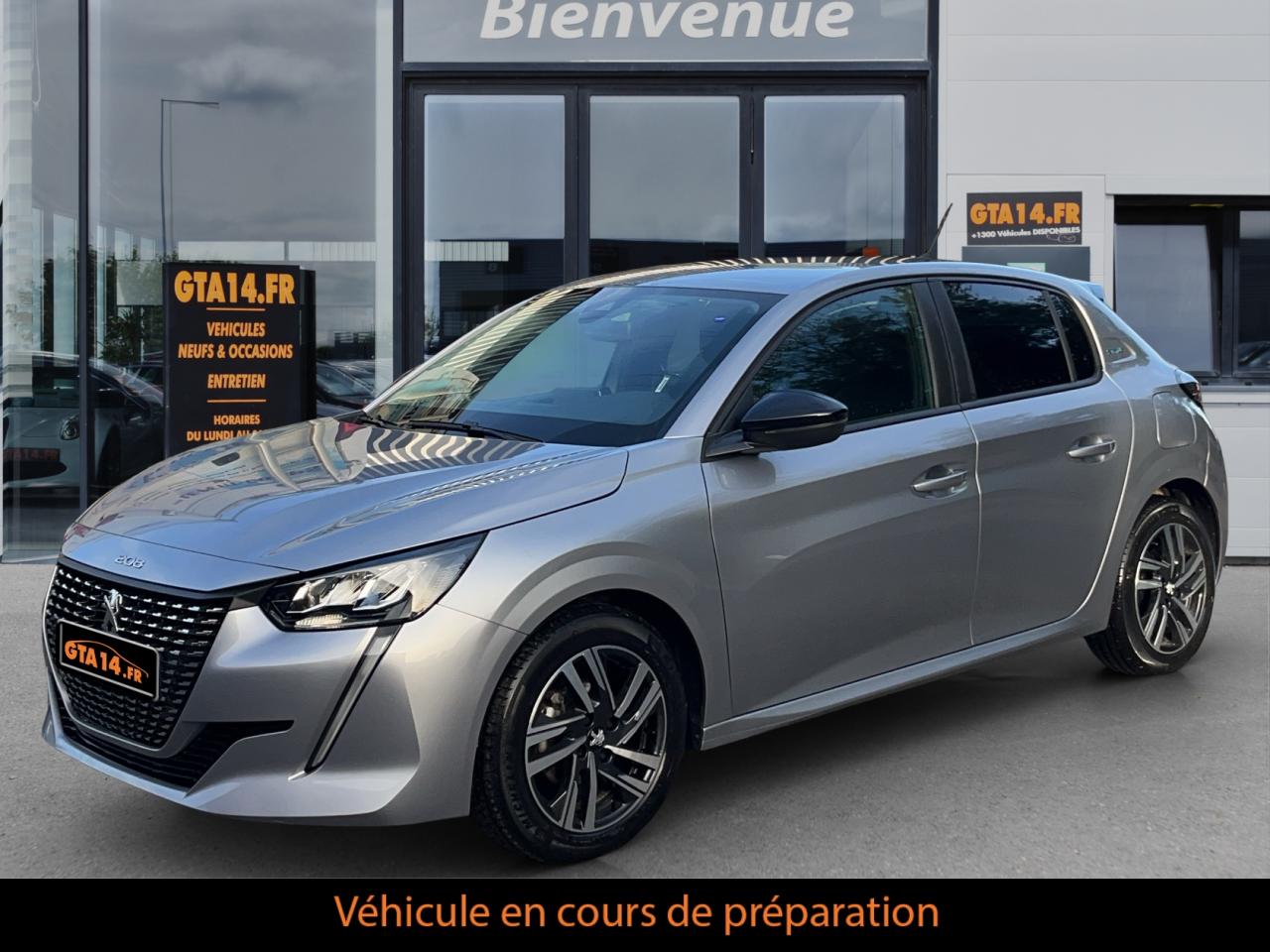 PEUGEOT 208