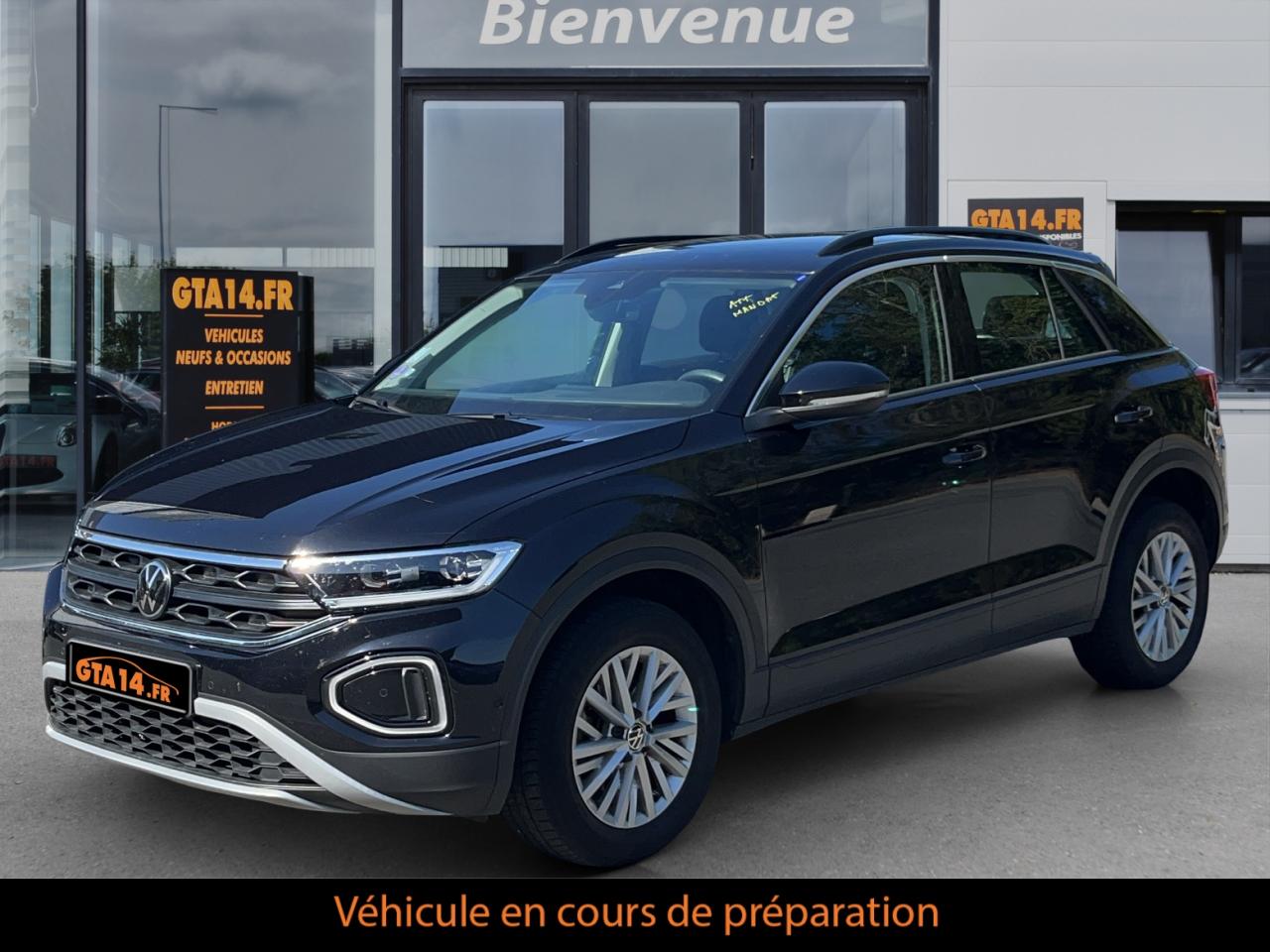 VOLKSWAGEN T-ROC