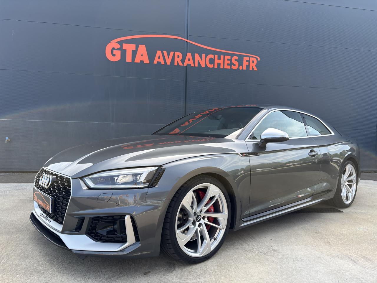 AUDI RS5