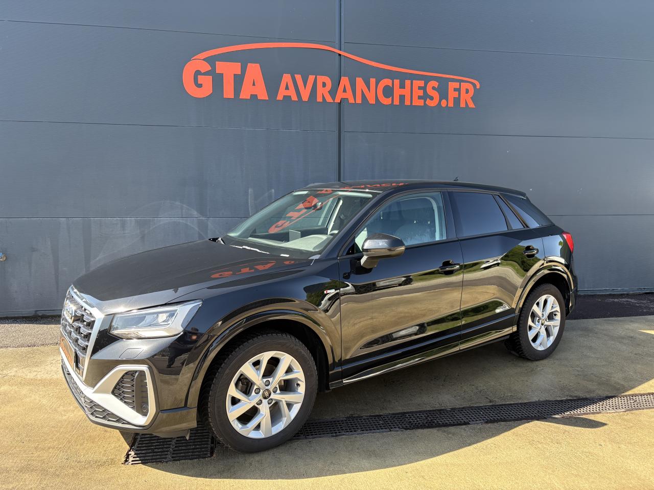 AUDI Q2