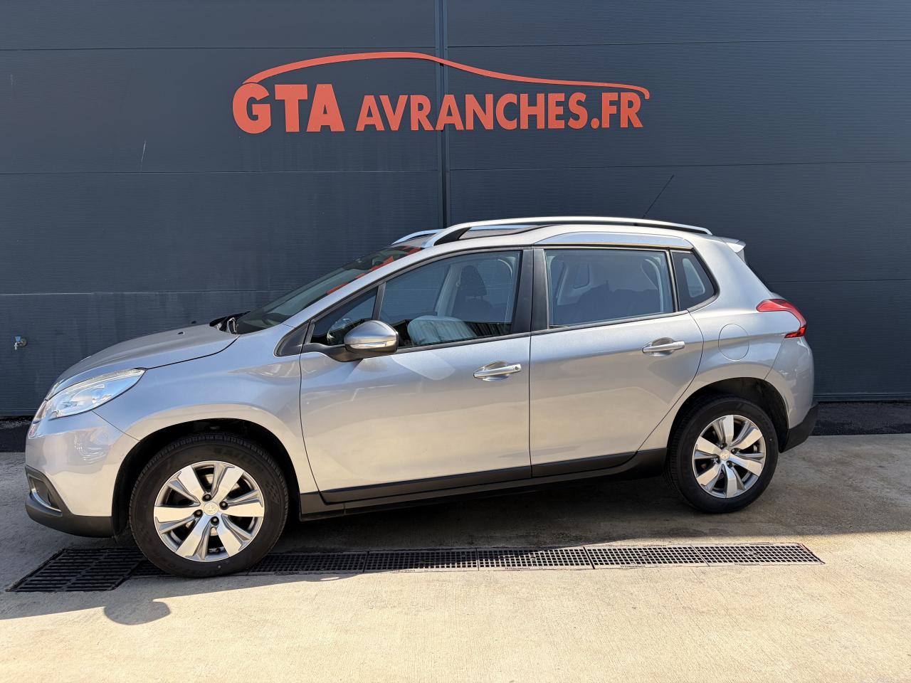 PEUGEOT 2008
