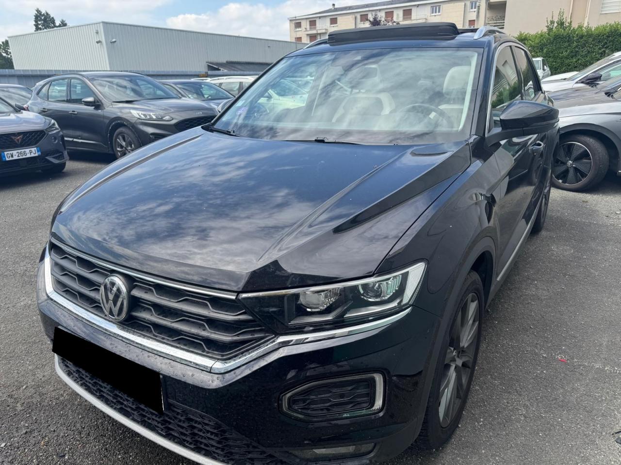 VOLKSWAGEN T-ROC