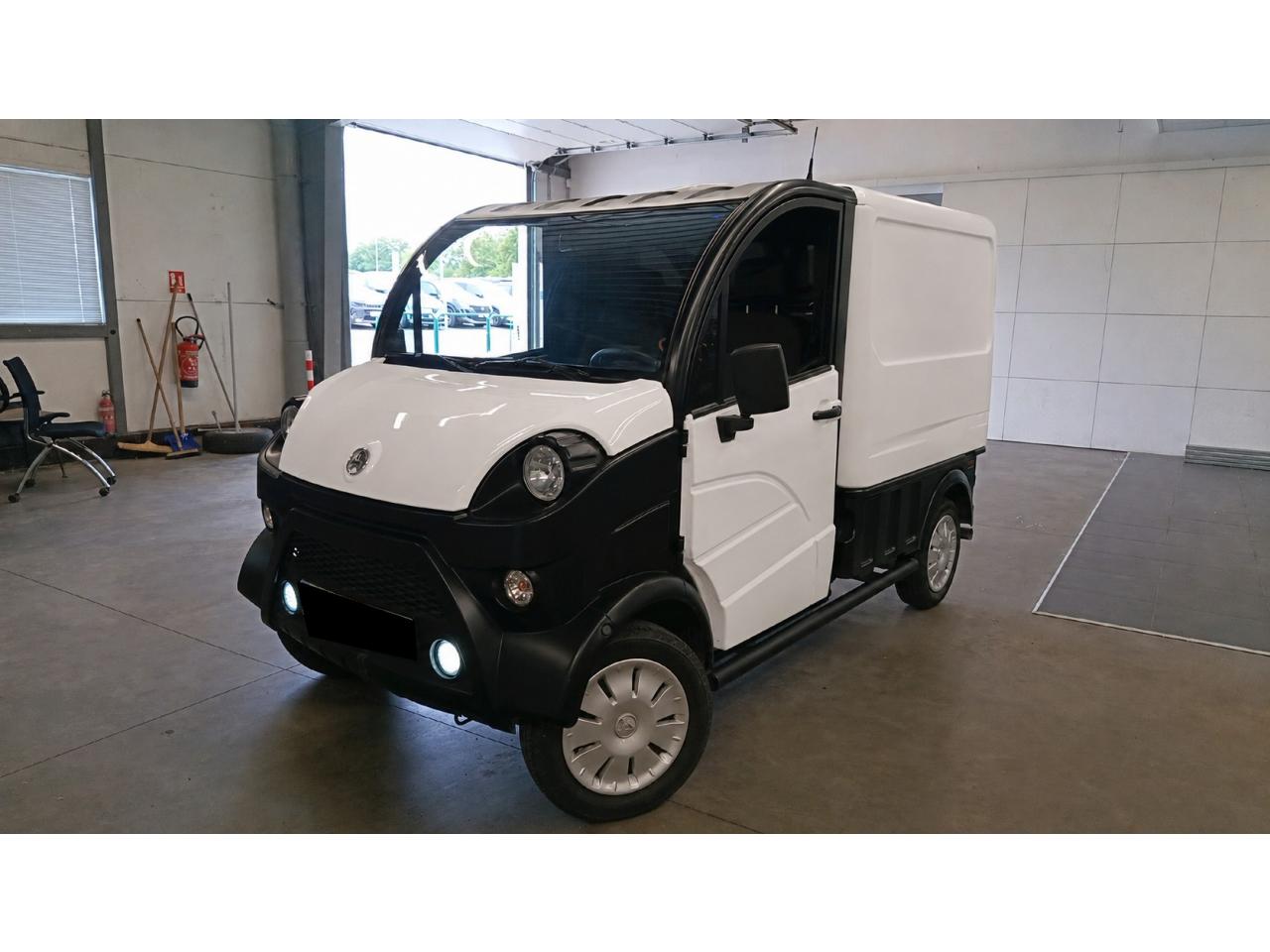 AIXAM E-TRUCK