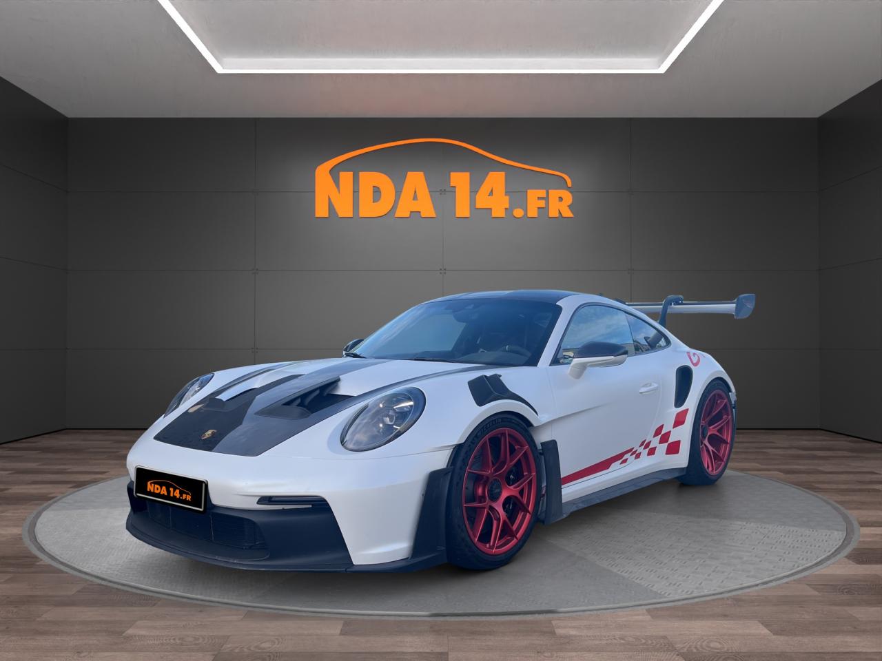 PORSCHE 911