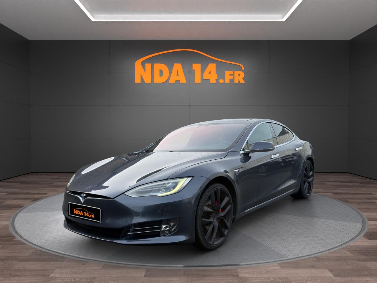 TESLA MODEL S